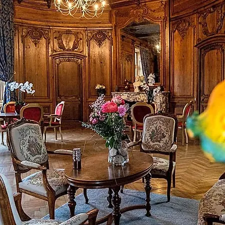 Hotel Domaine De Monrecour - & Restaurant - Proche De Sarlat 4*